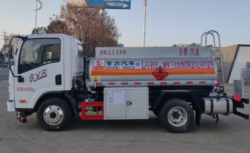 解放藍(lán)牌2.3方加油車(chē)_專(zhuān)力牌ZLC5040GJYCAQ6型加油車(chē) 解放藍(lán)牌2.3方加油車(chē)_專(zhuān)力牌ZLC5040GJYCAQ6型加油車(chē)